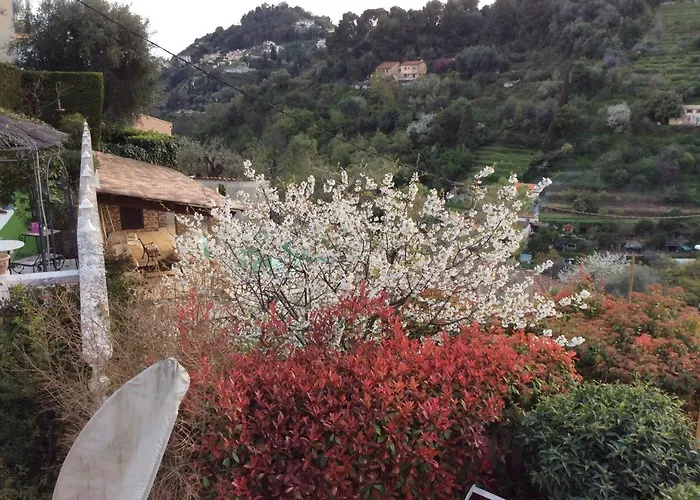 Les Hauts Du Baousset Hébergement de vacances *